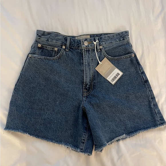 Everlane Pants - Everlane highwaisted shorts